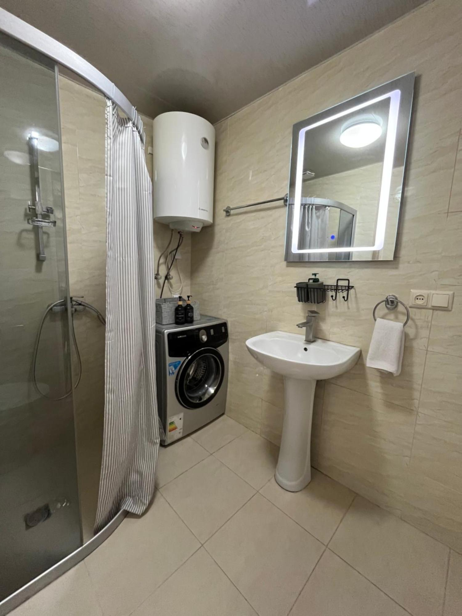 Sea Towers Lux 17-05 Διαμέρισμα Μπατούμι Εξωτερικό φωτογραφία